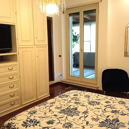 Gasthof Matrimoniale Con Bagno En E Terrazzo Rom